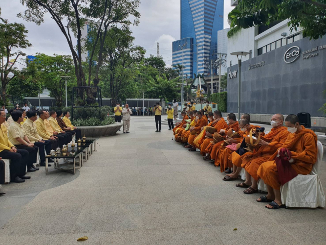 ภาพฟังพระสวด