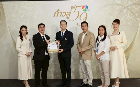 ภาพหมู่01