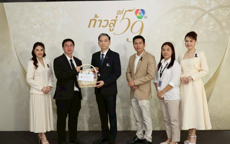 ภาพหมู่01