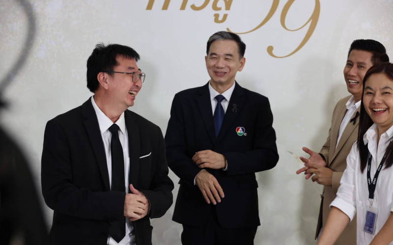 ภาพหมู่04